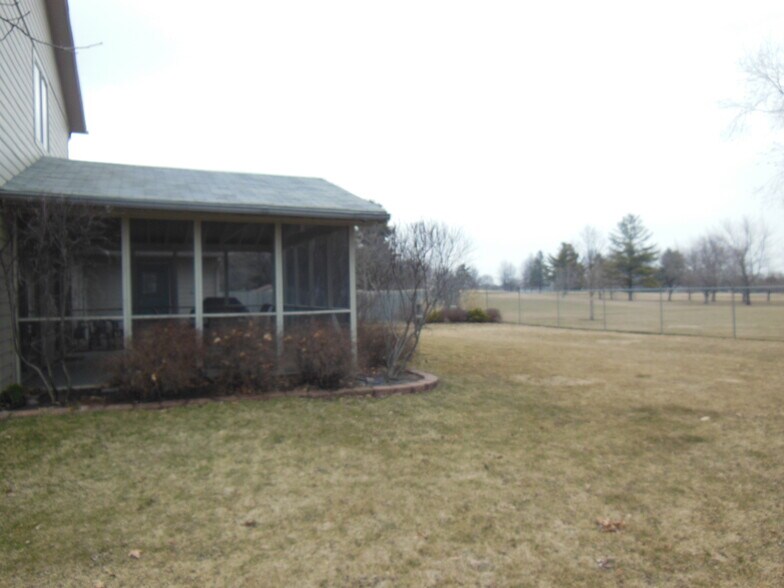 Porch overlooking golf course - 1150 Hauer Dr