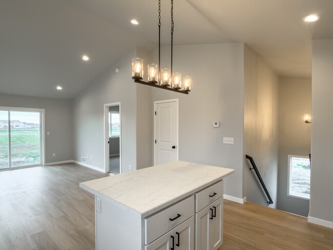 Building Photo - 3719 33rd St S