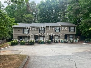 Building Photo - Now Ready! A 2 bedroom 2.5 bath in Norcross area!