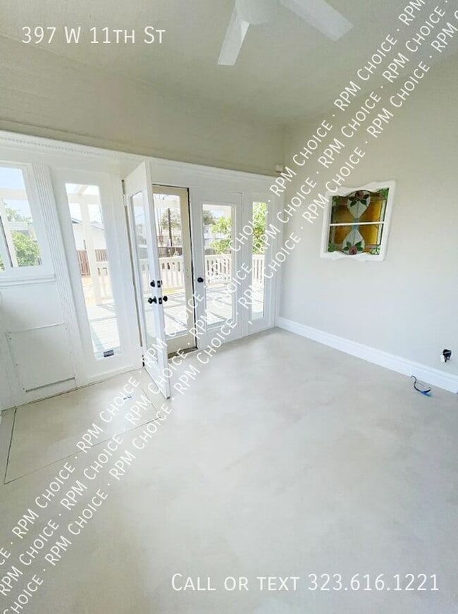 Building Photo - 397 W 11th St