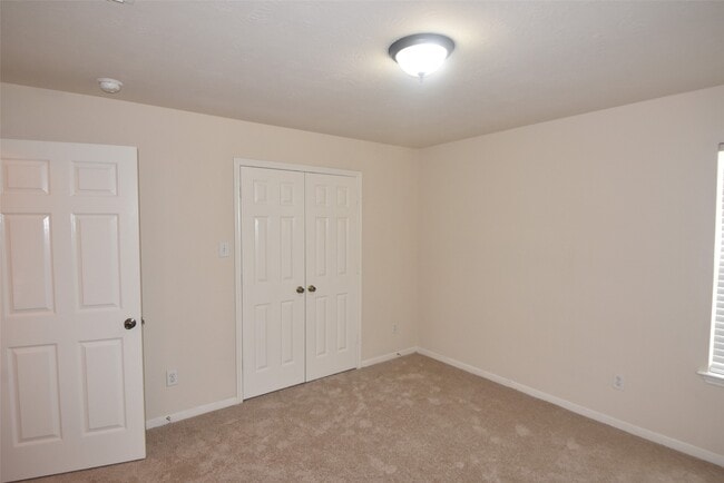 Building Photo - 1035 Junction Ct