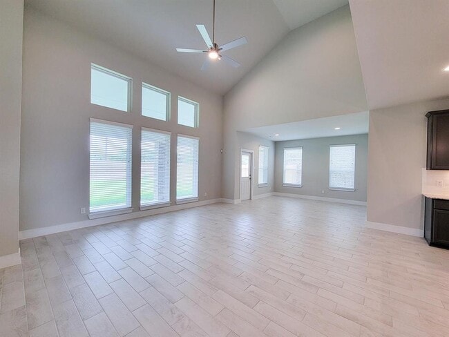 Building Photo - 23622 Iris Field Ct