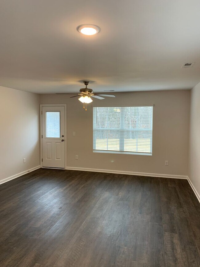 Building Photo - Now Pre-Leasing ? Spacious 4-Bedroom | 2-Bath Home in Cullman