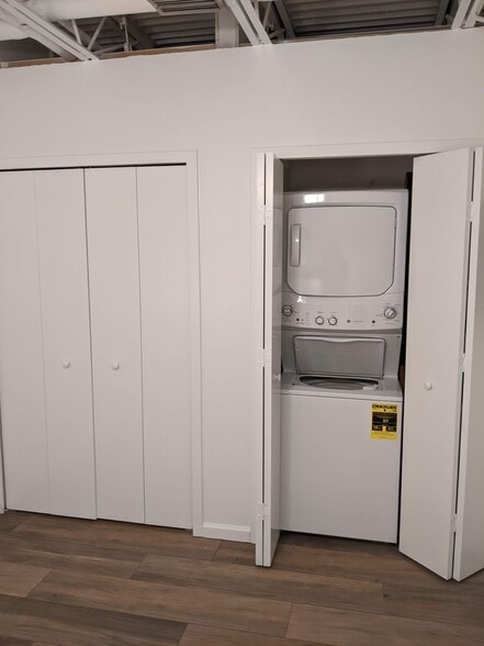 Laundry - 112 S 12th St