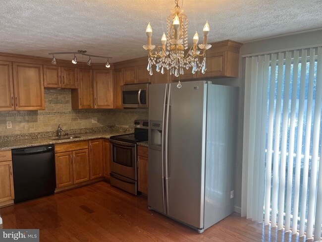 Building Photo - 8034 Andiron Ln