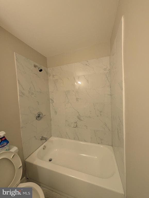 Building Photo - 2 Hawkesbury Ct