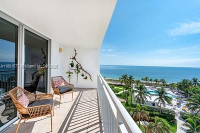 Building Photo - 609 Ocean Dr