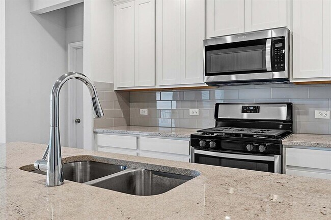 Building Photo - 3053 Mill Run Bnd