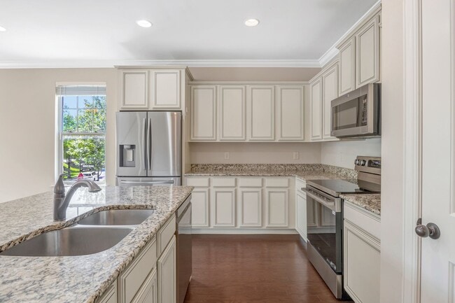 Building Photo - 1201 Moher Blvd