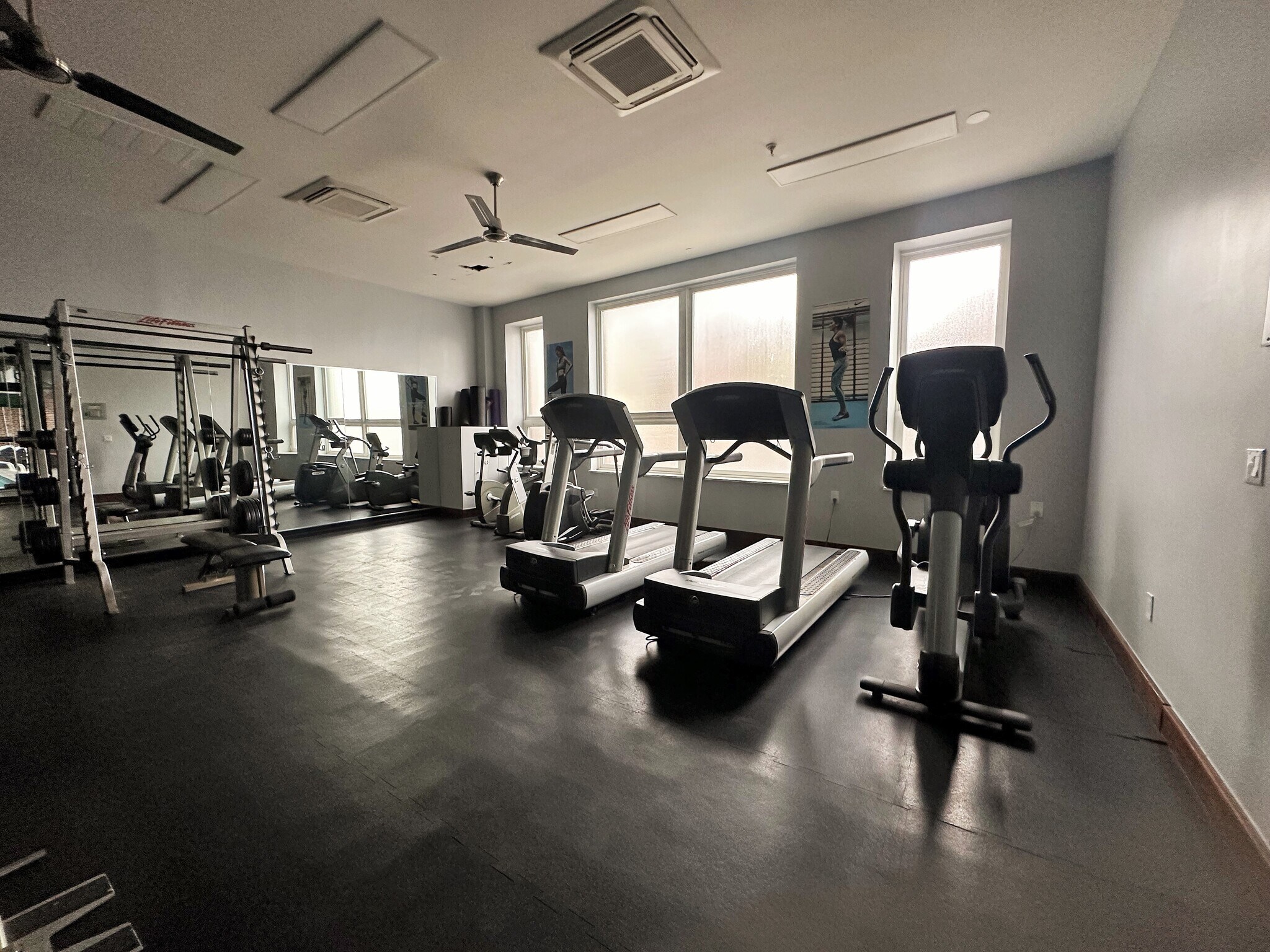 Building Photo - 75 Liberty Ave