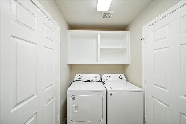 Building Photo - 21611 Balsam Brook Ln