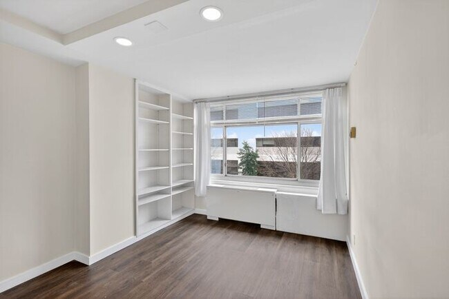 Building Photo - 2401 H St NW