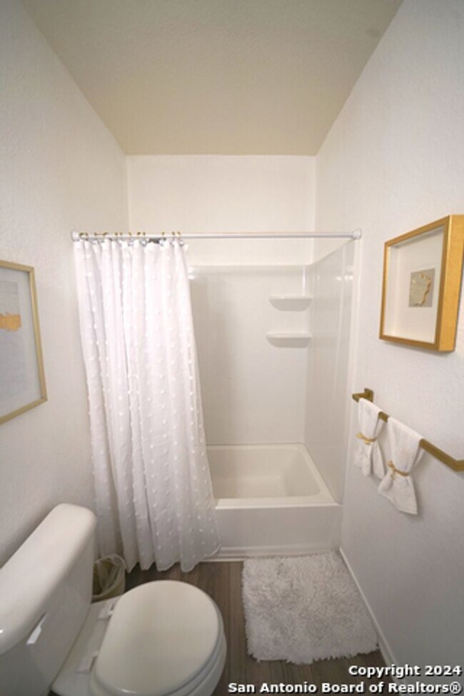 Building Photo - Charming Home Now Available in the Liberte...