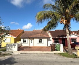 Building Photo - 5740 W 21st Ct