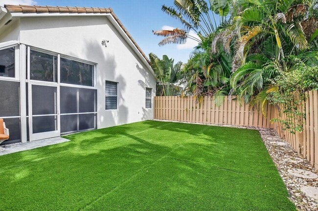 Building Photo - 6668 NW 25th Terrace