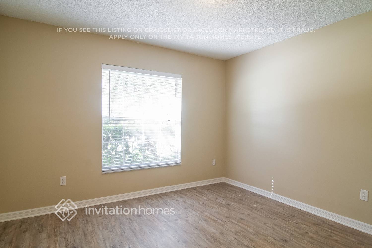 Building Photo - 1711 Whitman Dr