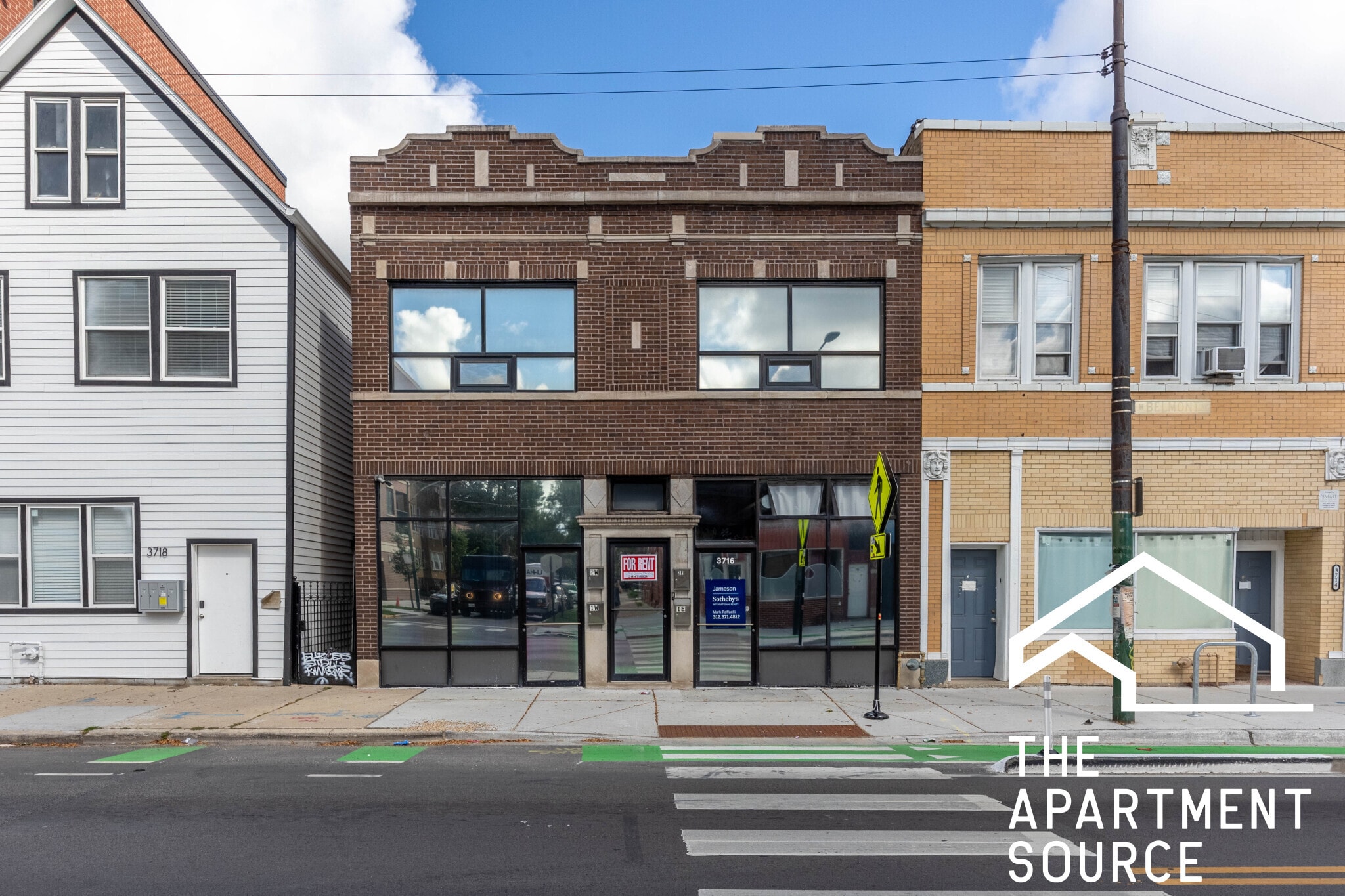 Building Photo - 3716 W Belmont Ave