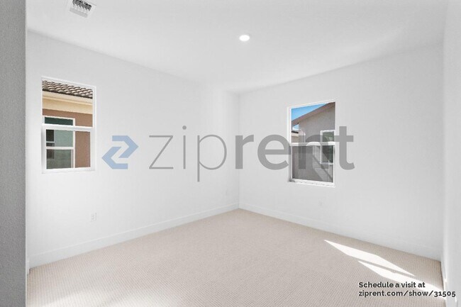 Building Photo - 146 W Ft Bragg Pl