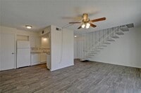 Building Photo - 1825 Wooten Park Dr