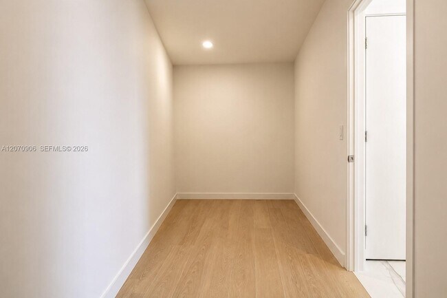 Building Photo - 1400 Biscayne Blvd