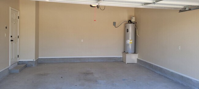 Building Photo - 3/2 in New Braunfels