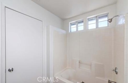 Building Photo - 7413 Western Bay Dr