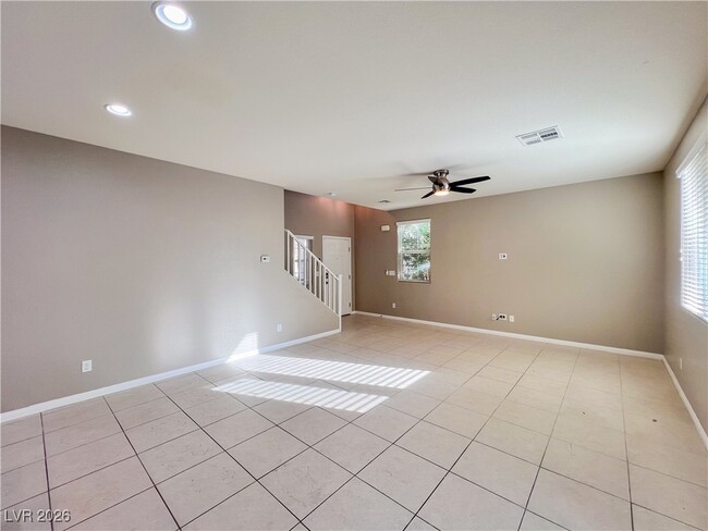 Building Photo - 10955 Sardinia Sands Dr