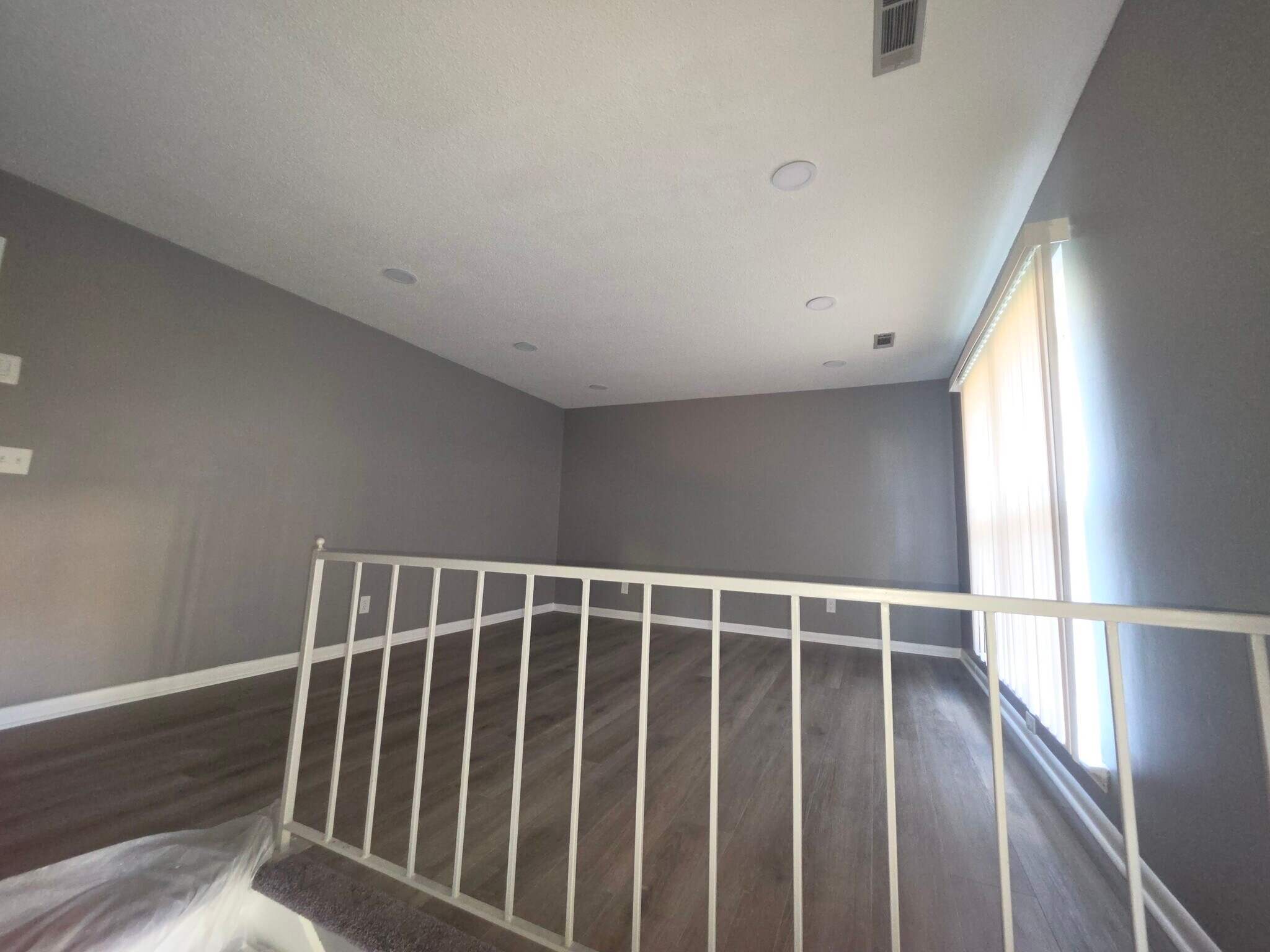 Building Photo - 1424 Carousel Rd