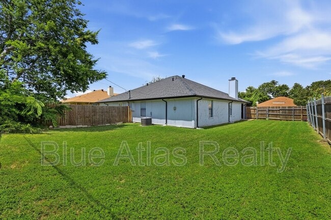Building Photo - 6340 Mark Ct