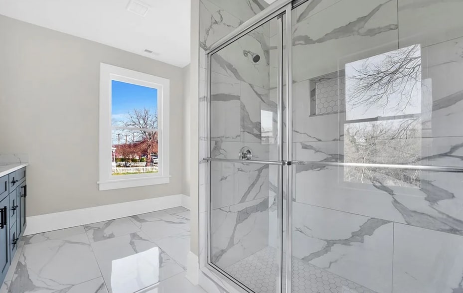 Building Photo - 507 W Washington St