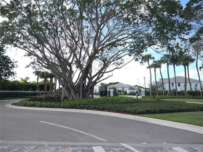 Building Photo - 1851 Sandpiper Pointe Pl