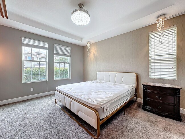 Building Photo - FURNISHED 4 Bedroom House + Office + Home ...