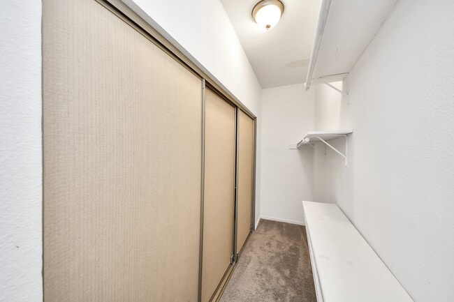 Building Photo - 2874 Holly Hall St