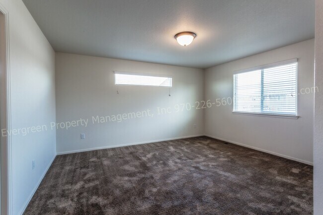 Building Photo - 318 Cherryridge Dr