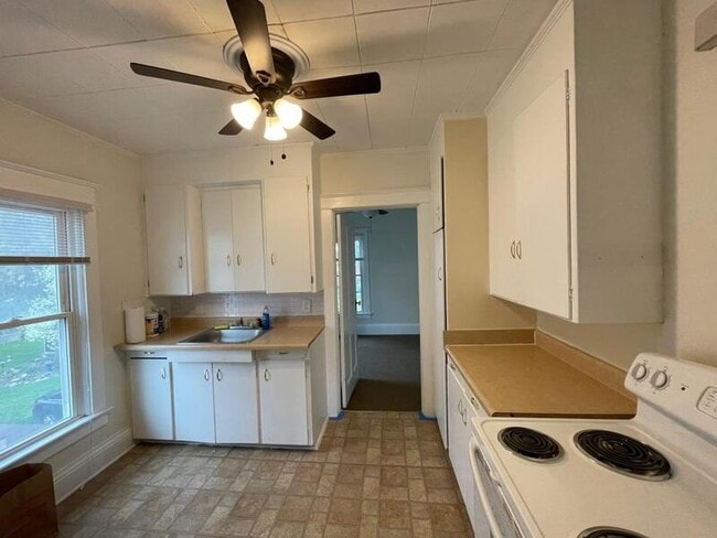 Building Photo - 224 State St