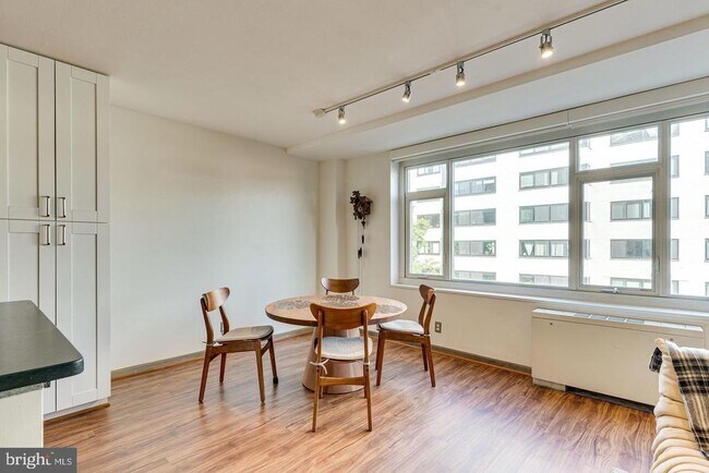 Building Photo - 1545 18th St NW