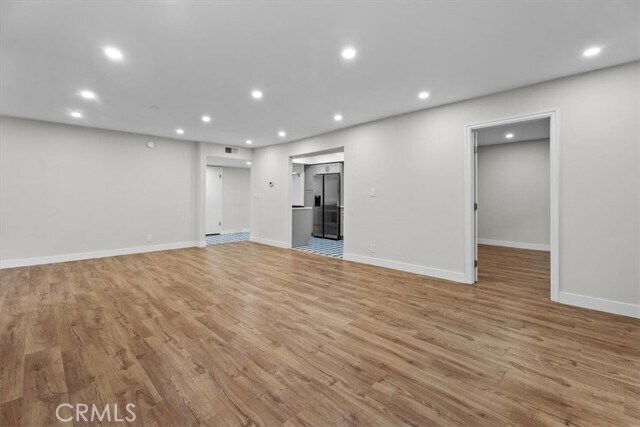 Building Photo - 6752 Hillpark Dr