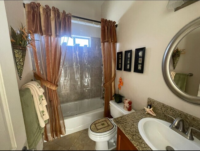 Building Photo - 1961 E Lipan Blvd