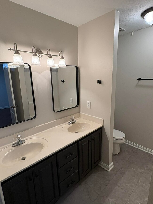 Building Photo - 344 Paddle Wheel St