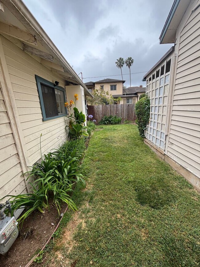 Building Photo - Charming One-Bedroom Retreat in Prime Santa Barbara Location