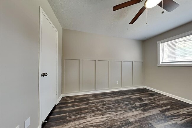 Building Photo - 27205 Kane Ln