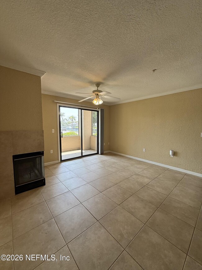 Building Photo - 800 Boardwalk Dr