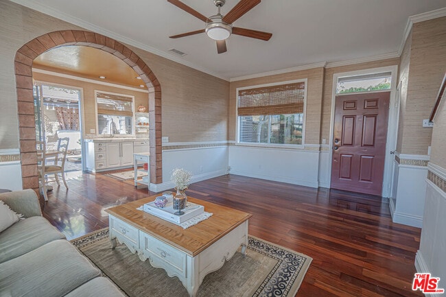 Building Photo - 27887 Skycrest Cir Dr