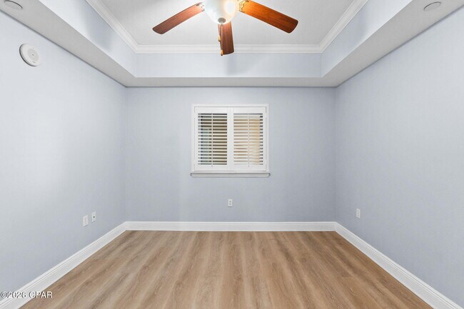 Building Photo - 2400 Grandiflora Blvd