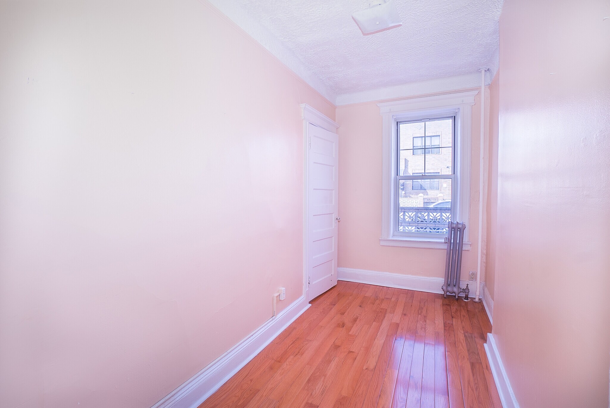 Building Photo - 2425 23rd St