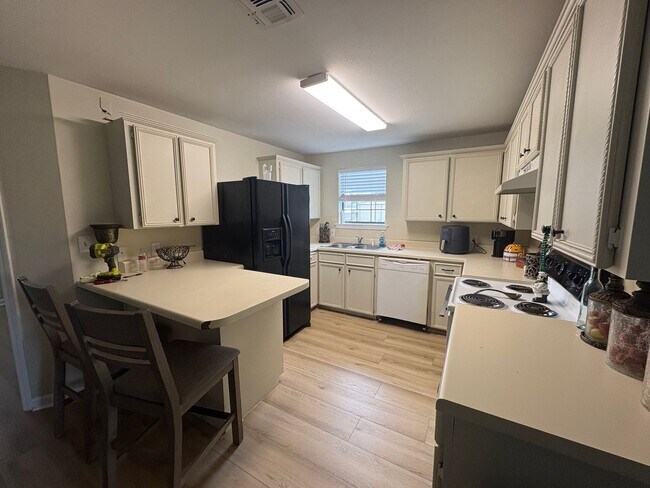 Building Photo - Great Apartment in Shreveport