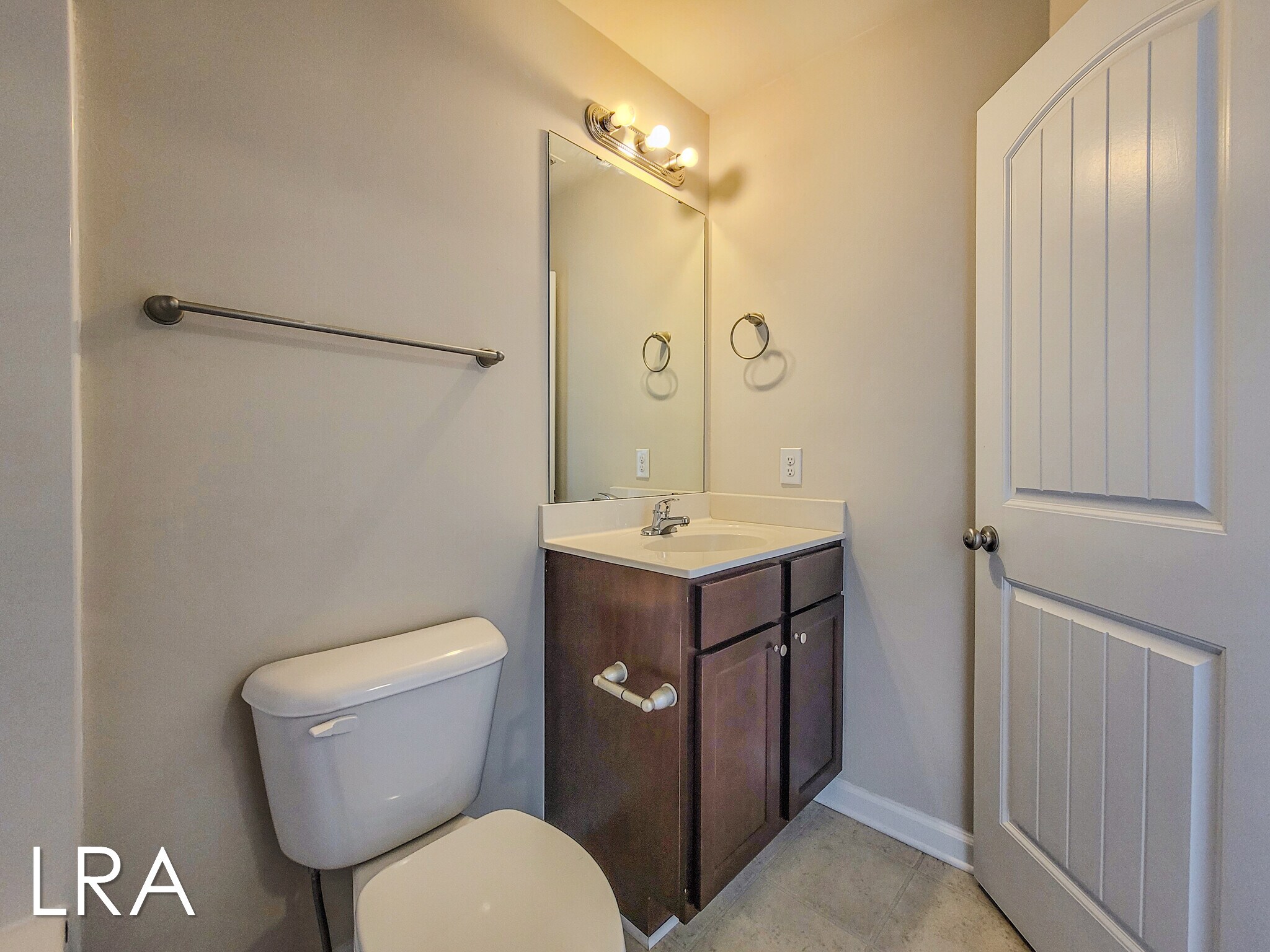 Building Photo - 127 Beacon Woods Drive