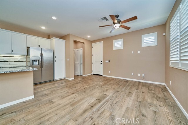 Building Photo - 35879 Landon Ln