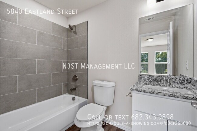Building Photo - 5840 Eastland St