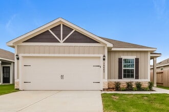 Building Photo - 15667 Plum Brk Dr